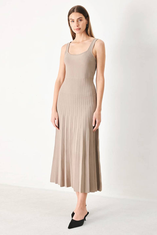 VESTIDO LISA