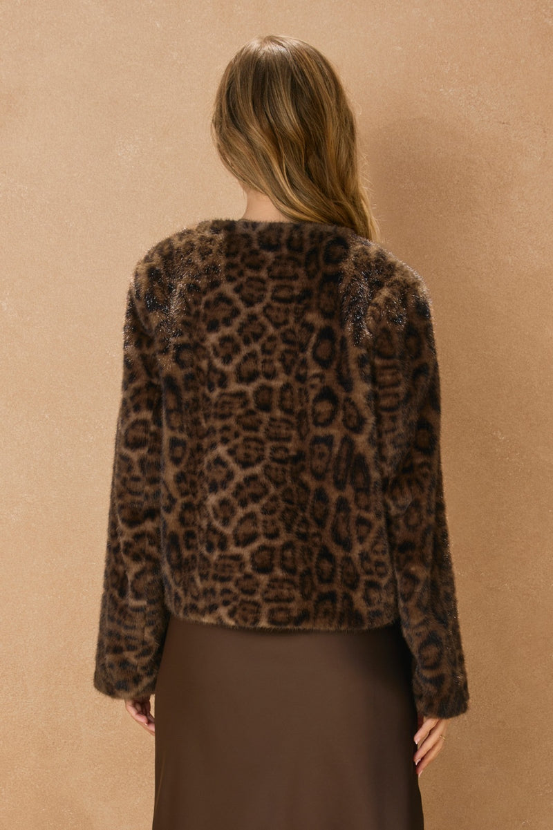ABRIGO LEOPARDO