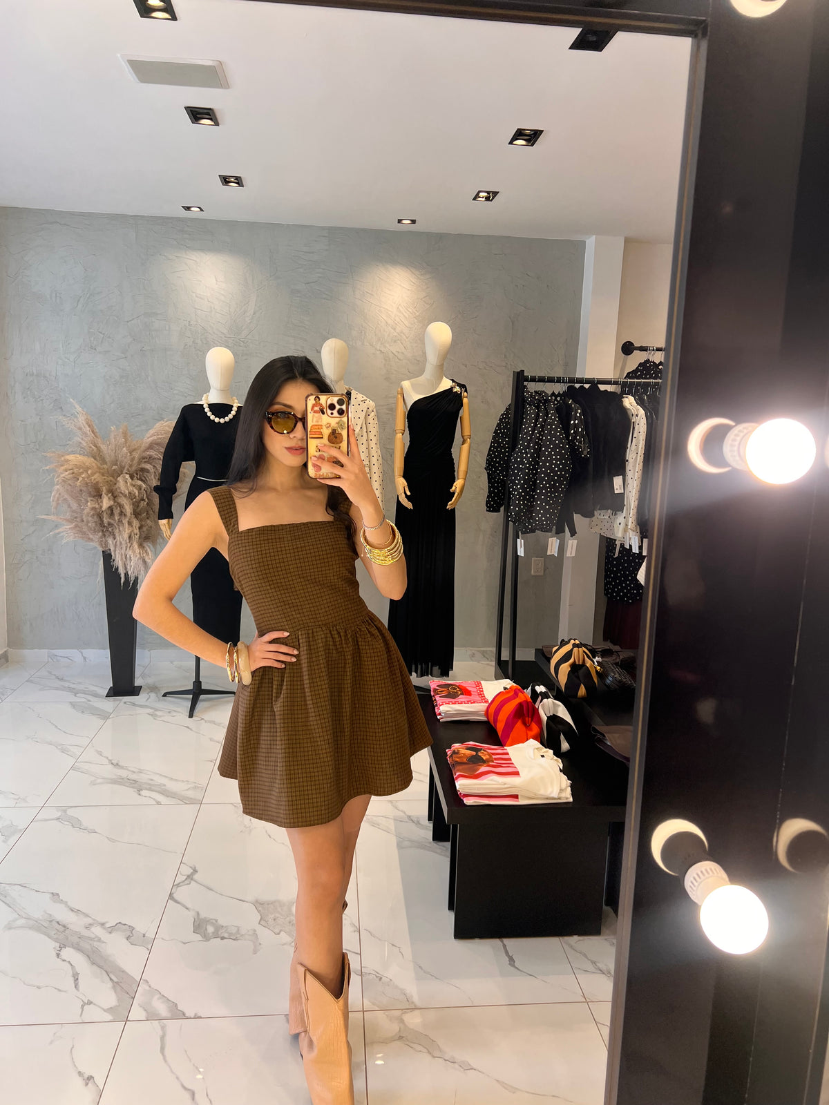 VESTIDO CAFÉ MIA